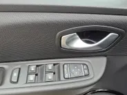 Renault Clio 0.9 TCe Bose Premium audio systeem Bose | Navigatie | Airco/ecc | stoel verwarming | 1 jaar garantie