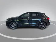 Audi Q3 45 TFSIe S edition · Panoramadak · 360°Camera + Parkeersensoren · Apple/Android Car Play · SONOS · Stoelverwarming · Drive select