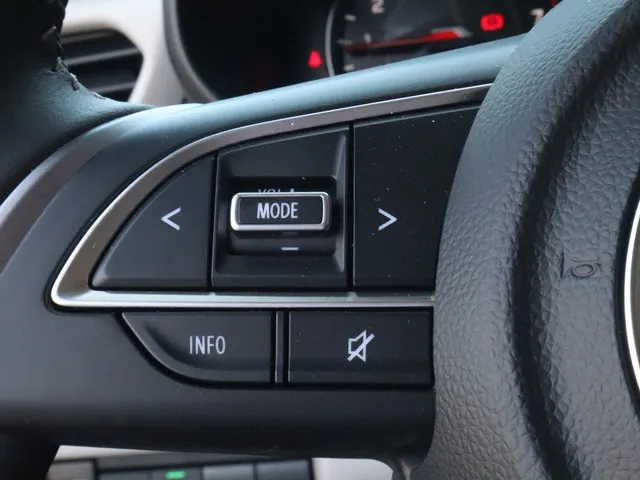 Suzuki Swift 1.2 Select Smart Hybrid