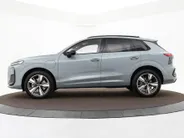Audi Q3 1.5 200kW e-hybrid S edition 272 PK · Tech plus · Lederen bekleding · Trekhaak elek. wegklapbaar