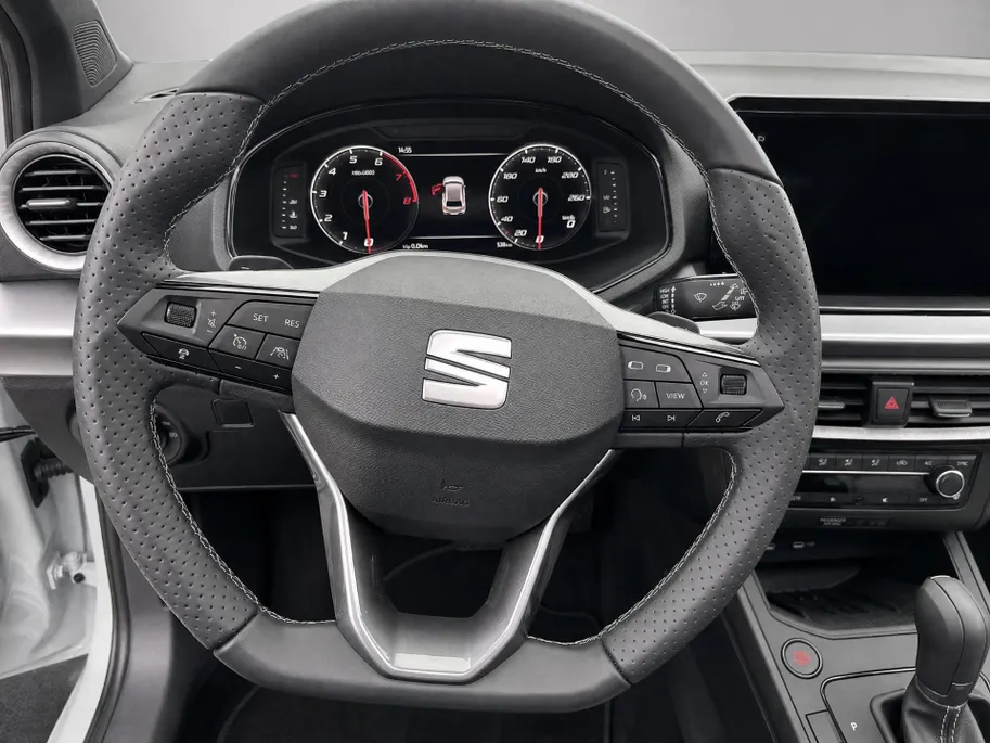 SEAT Ibiza FR Business Connect 1.0 TSI 85kW / 115pk Hatchback | Panorama dak | 18'' inch Velgen | Seat Audio