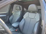 Audi Q5 Sportback 50 TFSIe 220kW/299PK S Line · Panoramadak · Camera · Apple/Android Car Play · Stoelverwarming · Drive select · Leder/stof