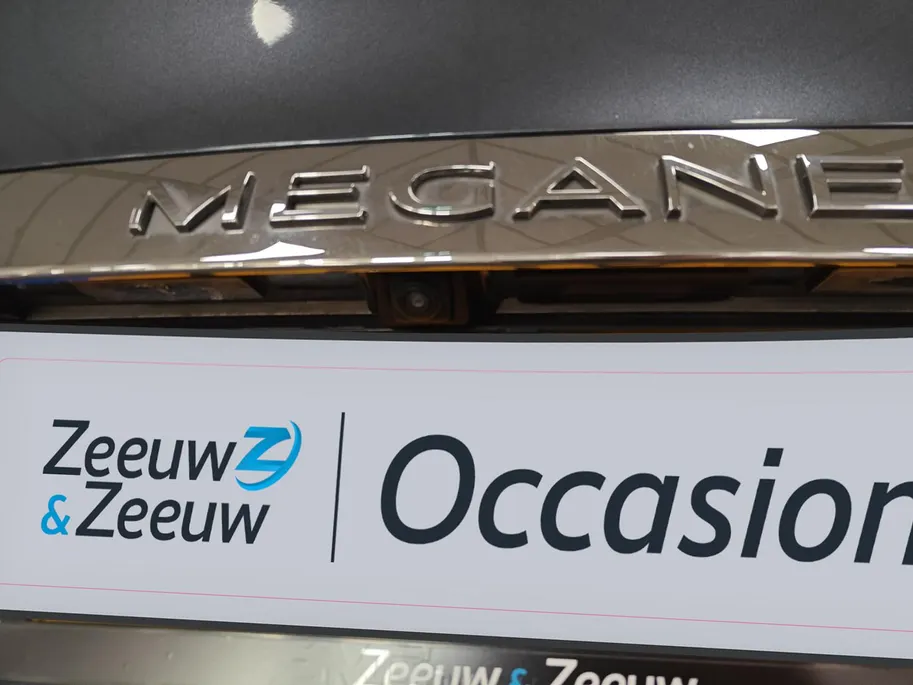 Renault Mégane Estate 1.3 TCe 140 Techno AUTOMAAT NAVI STOELVERWARMING AIRCO CAMERA CRUISE CONTROLE APPLE CARPLAY ANDROID AUTO TREKHAAK (TREKGEWICHT 1750KG) ZEER MOOIE AUTO