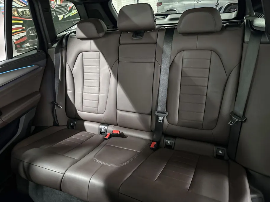 BMW iX3 High Executive