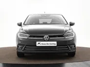 Volkswagen Polo 1.0 TSI 95pk DSG Style · Camera · Apple/Android Car Play · Stoelverwarming · IQ.Light · 15'' Inch ·