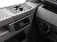 Volkswagen Bedrijfswagens Transporter 2.0 TDI L1H1 28 · Camera · Trekhaak · Apple/Android Car Play · Navigatie · Cruise Control · Vloerplaat · 16'' Inch · Garantie t/m 01-04-2028 of 100.000km