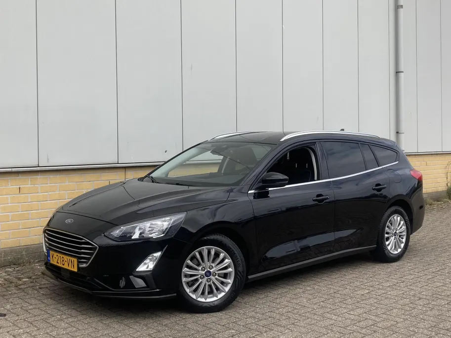 Ford Focus 1.0 EcoBoost Hybrid 125 pk Titanium X Wagon Navigatie - Apple Carplay/ Android Auto - Camera - Draadloos opladen telefoon - Elektrische achterklep