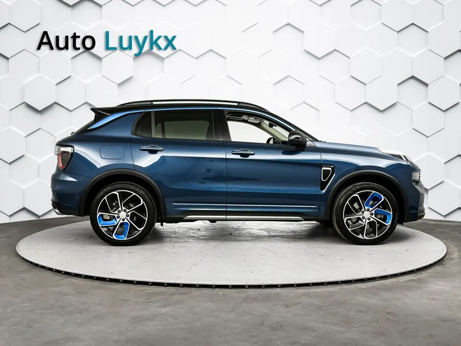 Lynk & Co 01 1.5 PHEV | 262 PK | Panoramadak | Navigatie