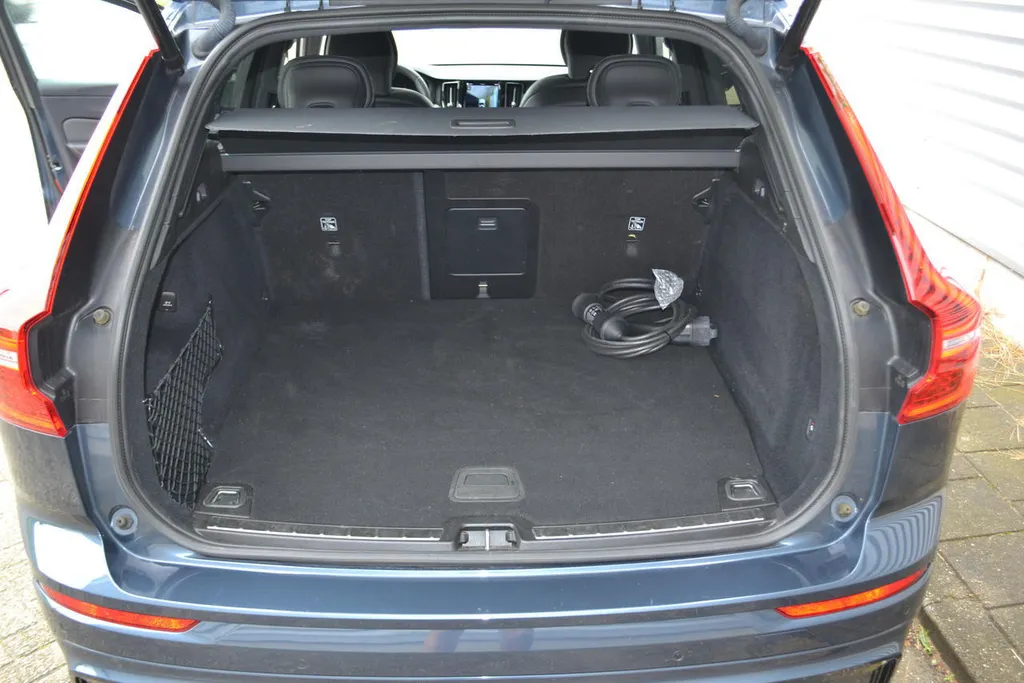Volvo XC60 T8 PLUG-IN HYBRID AWD ULTIMATE
