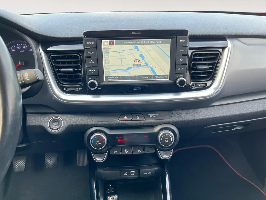 Kia Stonic 1.0 T-GDi DynamicPlusLine | Navi | Camera | Clima | Cruise Control | LM Velgen | Privacy Glass | Apple Carplay | Android Auto