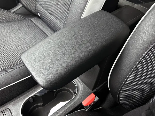 Renault Captur E-Tech full hybrid 145PK Techno | CAMERA | NAVI GROOT | STOELVERWARMING | KEYLESS