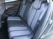 Peugeot 3008 1.6 e-THP Allure | Trekhaak | Navi | Elektr. achterklep | Camera | Apple Carplay/Android Auto | Cruise | 18' LM | All seasons |