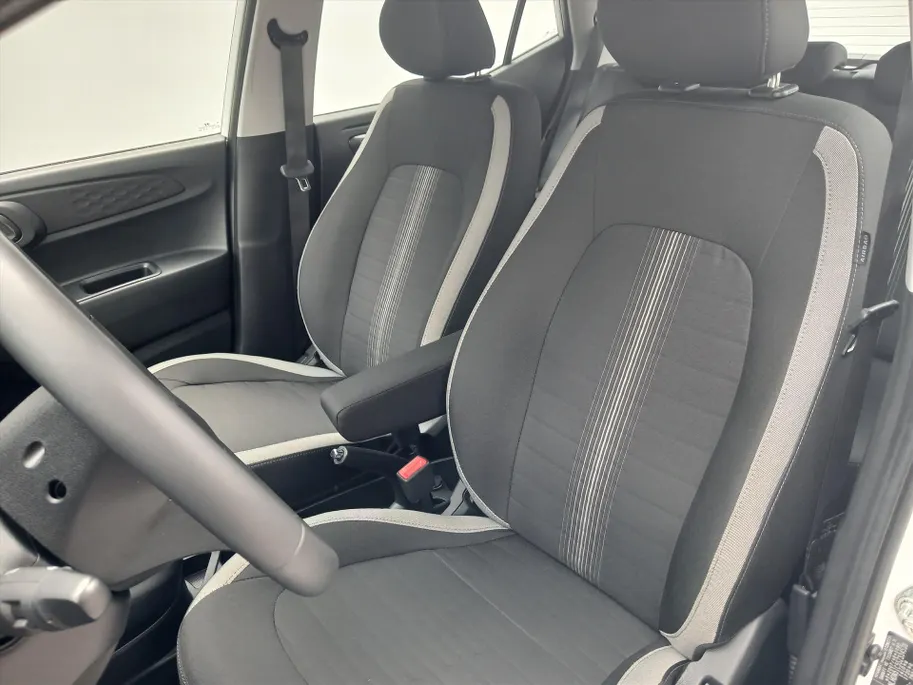 Hyundai i10 1.0i Comfort Smart / AUTOMAAT! / Navigatie / Cruisecontrol! /