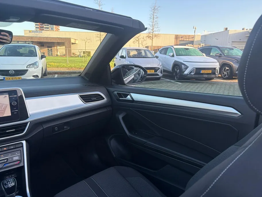 Volkswagen T-Roc Cabrio 1.0 TSI Style | Camera | Navi | Stoelverwarming