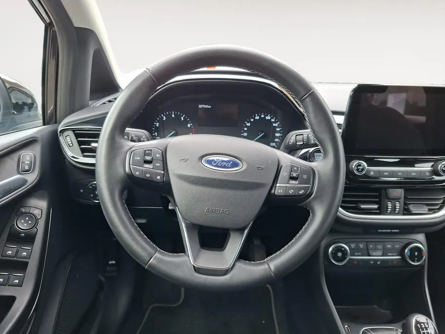 Ford Fiesta 1.0 EcoBoost Hybrid Titanium | Winterpack | Keyless entry | Led verlichting | verwarmbare stoelen | DAB+ |