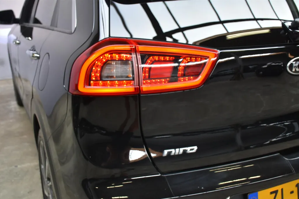 Kia Niro 1.6 GDi Hybrid ExecutiveLine |Schuifdak