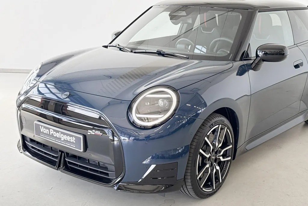 MINI Cooper 3-deurs Electric E John Cooper Works M 40.7 kWh