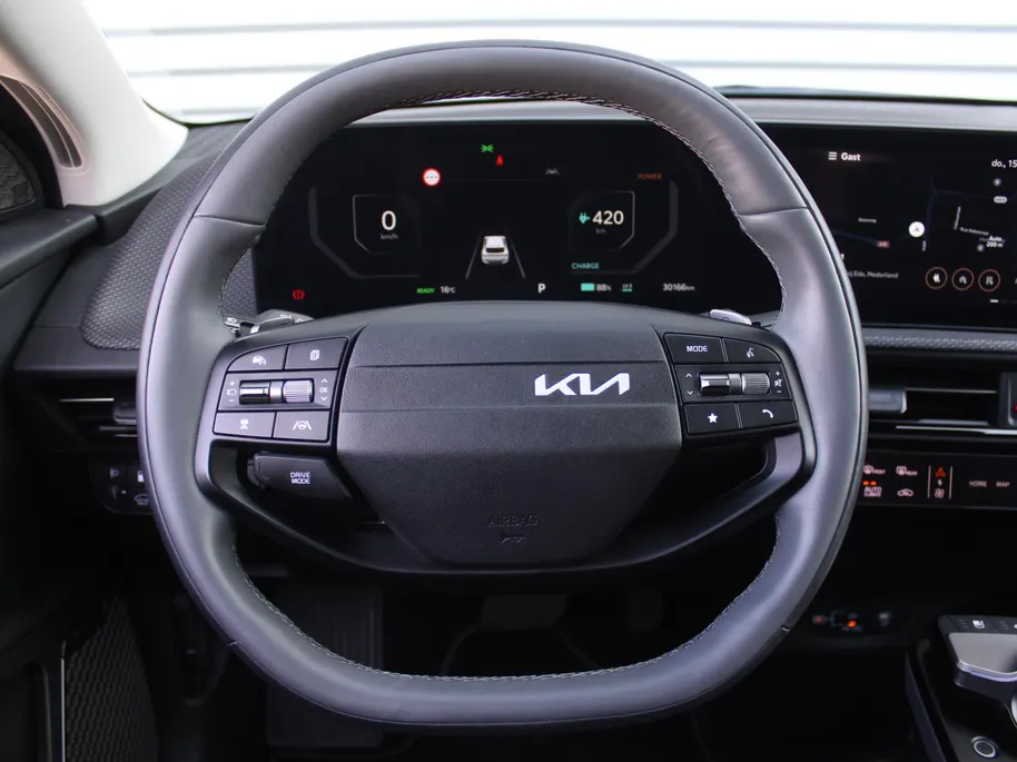 Kia EV6 Plus Advanced 84 kWh | Stuur-/stoelverwarming + ventilatie | Schuifdak | 360 Camera | Leer | Geheugenstoel | Telefoonlader | 20' LM | LED |