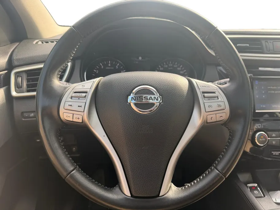 Nissan QASHQAI 1.2 N-Connecta | 1E EIGENAAR | DEALER ONDERHOUDEN | PANO DAK | DEALER ONDERHOUDEN | NAV | TELEFOON |