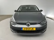 Volkswagen Golf 1.5 eTSI Style DSG Automaat | Panoramadak | Elektrische stoel | Adaptieve Cruise Control