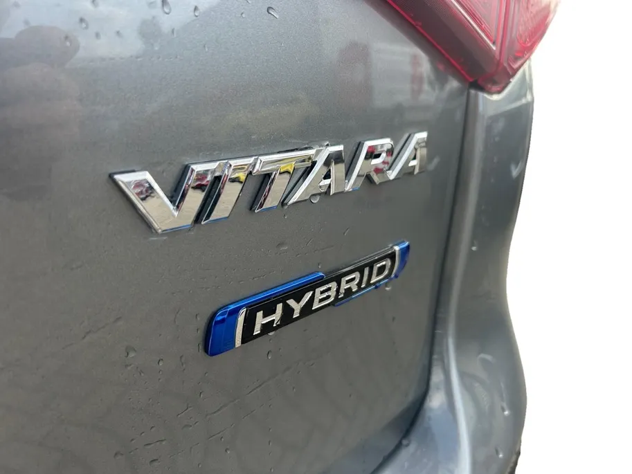 Suzuki Vitara 1.5 Hybrid Select Rhino Edition |achteruitrijcamera| LED koplampen| Apple Carplay/Android Auto| climate controle|