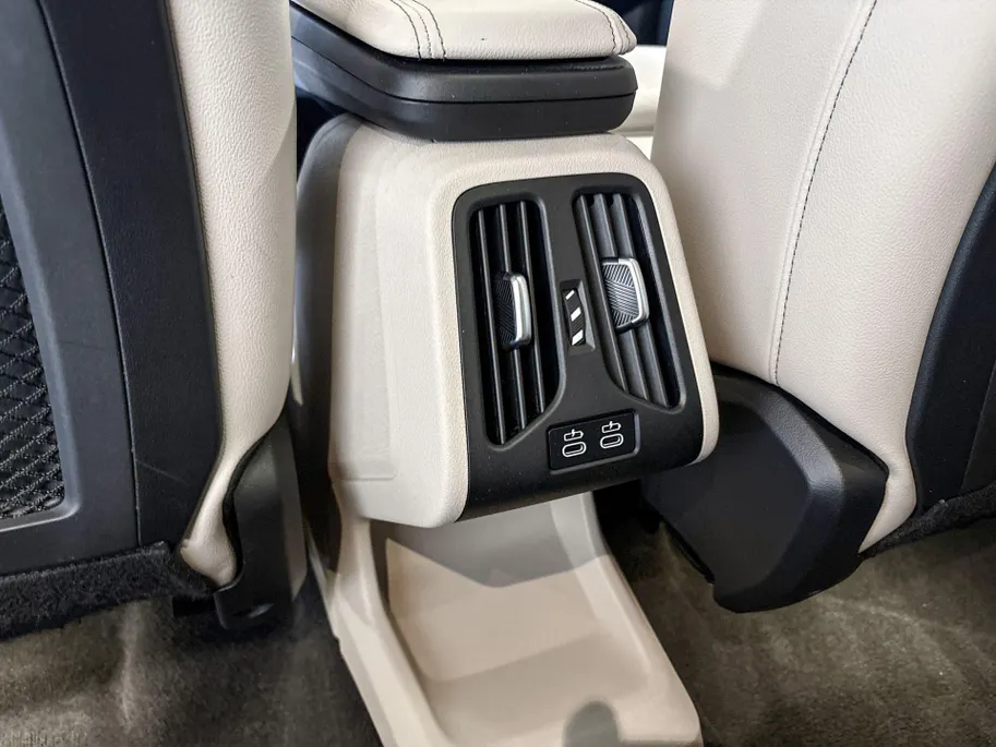 BMW 2 Serie Active Tourer 220i Premium Pack M Sportpakket
