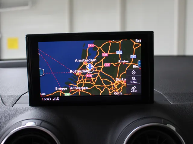 Audi Q2 1.4 TFSI CoD 150PK S-Tronic S-Line Panoramadak | Navigatie | Trekhaak | Led Plus | Stoelverwarming | Dealeronderhouden