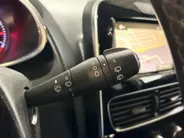 Renault Clio 90PK TCe Limited | Camera | Airco | Cruise Control | Lichtmetalen Velgen | Bluetooth | Keyless Entry | Elektrische Ramen & Spiegels | Parkeersensoren | Armsteun |