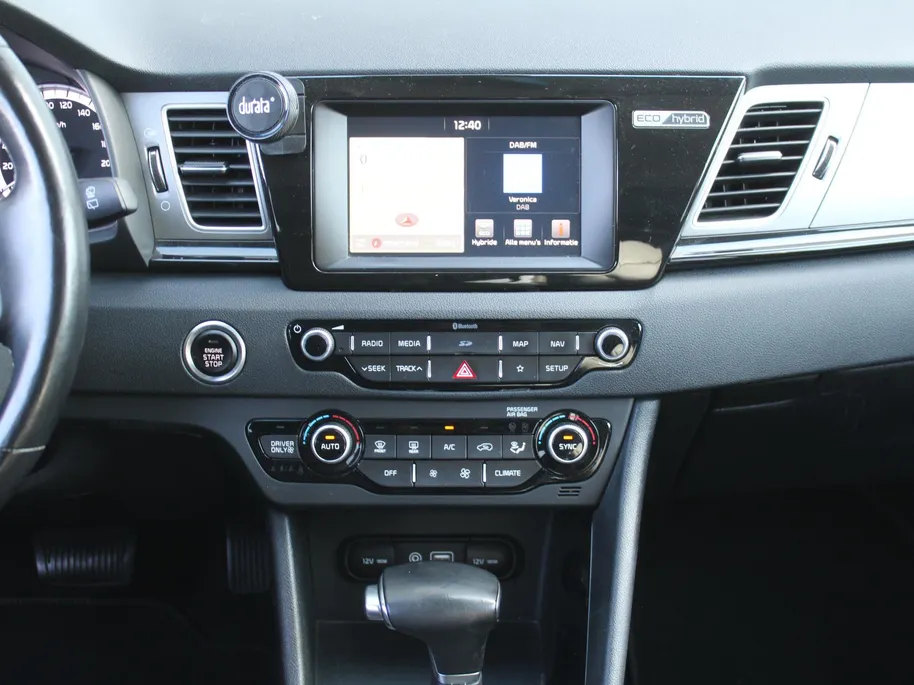 Kia Niro 1.6 GDi Hybrid DynamicPlusLine | Stuur-/stoelverwarming | Camera | Leer | Navi | Clima | Cruise adapt. | Keyless | 16' LM |