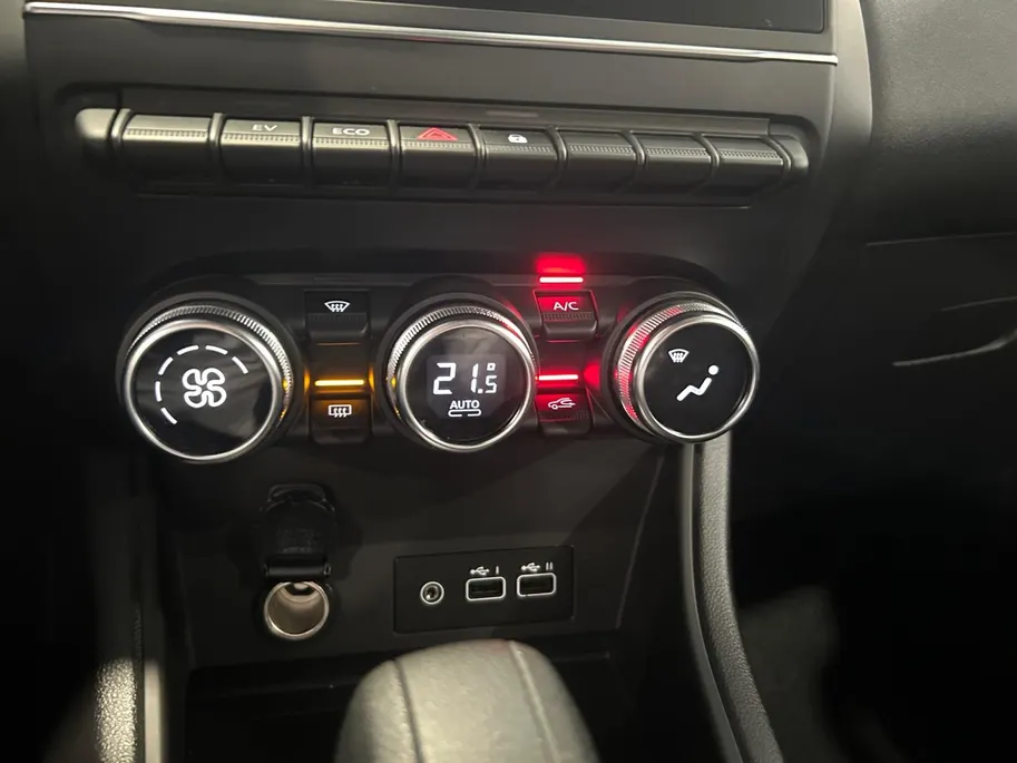 Renault Captur 1.6 E-Tech Hybrid 145 Zen *Aut*Navi+Camera*Parkeersensoren*Climate*Nette Auto!