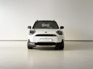 MINI Aceman SE Favoured L 54.2 kWh