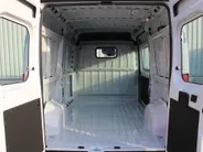 Fiat Ducato 2.2 MultiJet 140 S&S L2H2 3.3t | Camera | Navi | Trekhaak | Cruise | 3 zits | PDC |