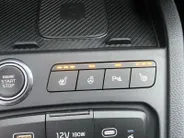 Kia Stonic 1.0 T-GDi MHEV GT-Line | Navigatie | Schuif/kantel dak | Stoel + Stuurverwarming | Cruise control | LM-Velgen | GT-Line