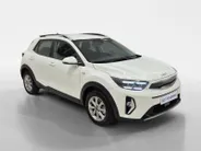 Kia Stonic 1.0 T-GDi MHEV DynamicLine | Cruise Control | Climate Control | Navigatie | Camera | LM Velgen |
