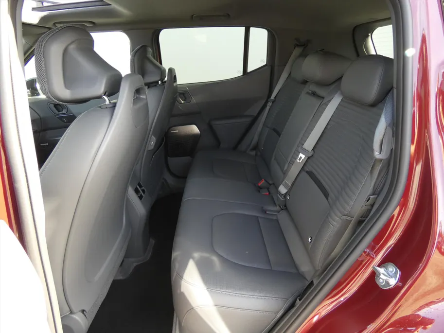 Kia EV2 61 kWh 135pk (5-zits) Black-Line