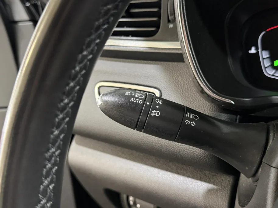Renault Kadjar 1.3 - 140PK TCe Intens Automaat | Trekhaak (1500 KG) | Apple CarPlay/Android Auto | Navi | Cruise Control | Licht & Regen Sensor | Climate Control | Lichtmetalen Velgen |