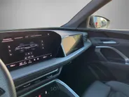 Audi Q5 40TFSIe 220KW/299PK Quatro S-edition Panoramadak · 360° Camera + parkeersensoren · Apple/Android Car Play · Fabrieksgarantie t/m 22-09-2029 of 100.000Km