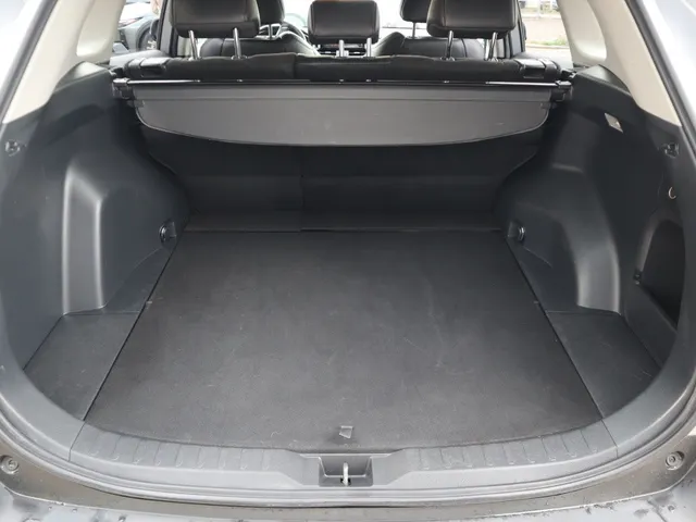 Toyota RAV4 2.5 Hybrid AWD Style | Trekhaak | PDC v/a | Stuur/stoel verwarm.