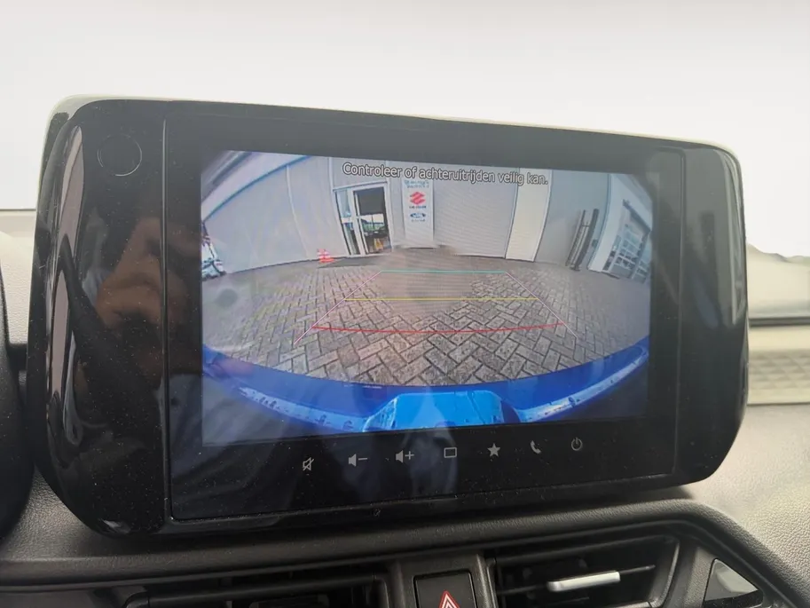 Suzuki Swift 1.2 Style Smart Hybrid | BSM | CLIMATE CONTROL | ZWARTE LOGOS | DEMO DEAL! |
