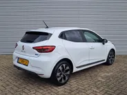 Renault Clio 1.6 E-Tech Full Hybrid 145 evolution AUTOMAAT | Navigatie | Sensoren | Airco | Cruise | Rijstrooksensor met correctie | DAB | Apple Carplay/Android Auto