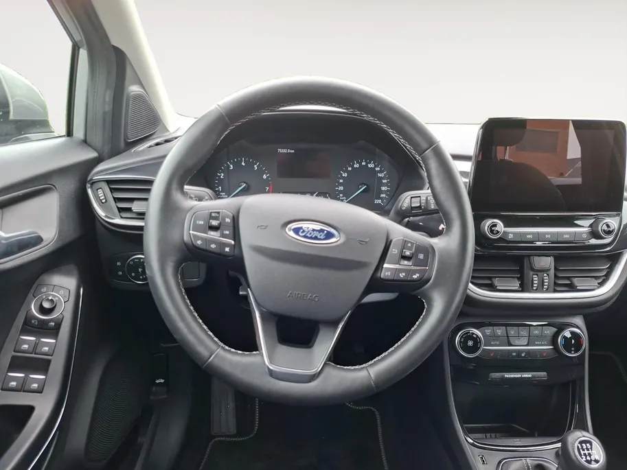 Ford Puma 1.0 EcoBoost Hybrid Titanium | 1e Eigenaar | NL-Auto | Winterpack | 17' Lichtmetaal | Climate Control | Navigatie | Parkeersensoren | Apple Carplay&Andoid auto |
