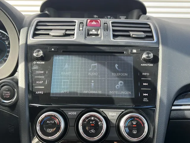 Subaru Forester 2.0 Premium Automaat | Trekhaak | All Season Banden | Elek. Schuif/Kantel Dak |17' LM Velgen | Navigatie