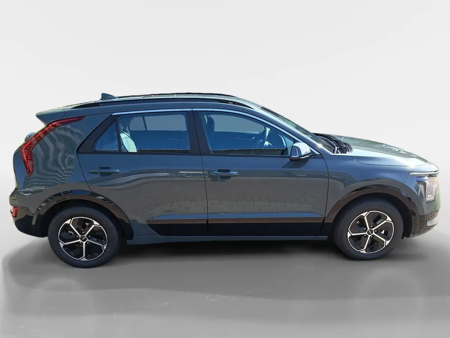 Kia Niro 1.6 GDi Hybrid DynamicLine | Enkele kleuren op voorraad bel voor info | NU MET €3.000 inruilpremie en €1000 voorraadvoordeel!