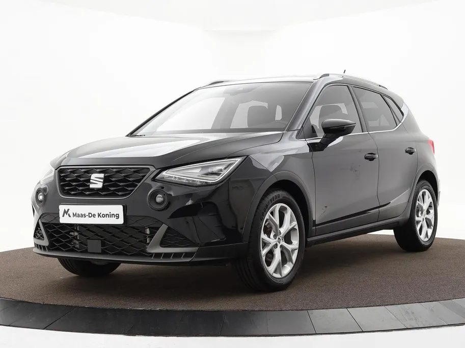 SEAT Arona 1.0 EcoTSI 115pk DSG FR Business Connect · Apple/Android Car Play · Cruise Control · Clima · Parkeersensoren · LED Koplampen · 17'Velgen ·