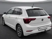 Volkswagen Polo 1.0 TSI 95pk Life Edition · Camera · Apple/Android Car Play · P-Sensoren · Airco · Trekhaak · 15'' Inch · Garantie t/m 29-09-2028 of 100.000km