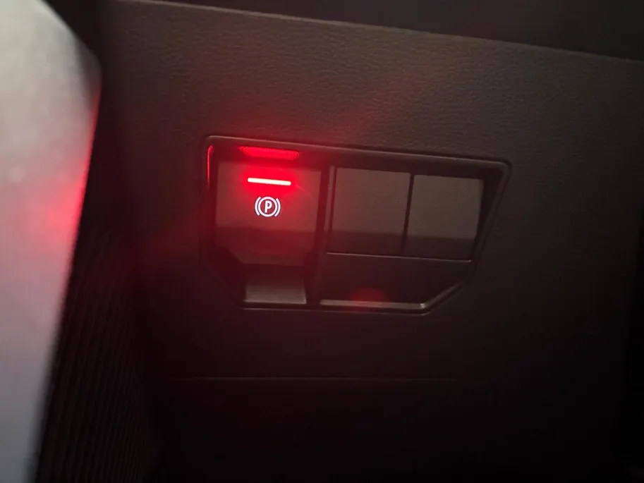 Dacia Duster 1.6 Hybrid 140 Journey AUTOMAAT NAVI AIRCO 360CAMERA CRUISE CONTROLE LM VELGEN HOGE INSTAP APPLE CARPLAY ANDROID AUTO ZEER MOOIE AUTO DEALER ONDERHOUDEN PAS 20000KM