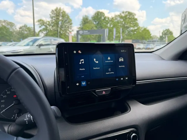 Toyota Yaris 1.5 Hyb. 115 Comfort | Camera | Adap. cruise | Carplay |