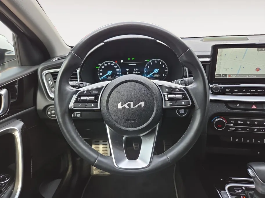 Kia Ceed Sportswagon 1.6i PHEV DynamicPlusLine Navi | Camera | Stoel + Stuurverwarming | Elektr. Achterklep | LED | Apple Carplay & Android Auto | Metallic lak | NAP