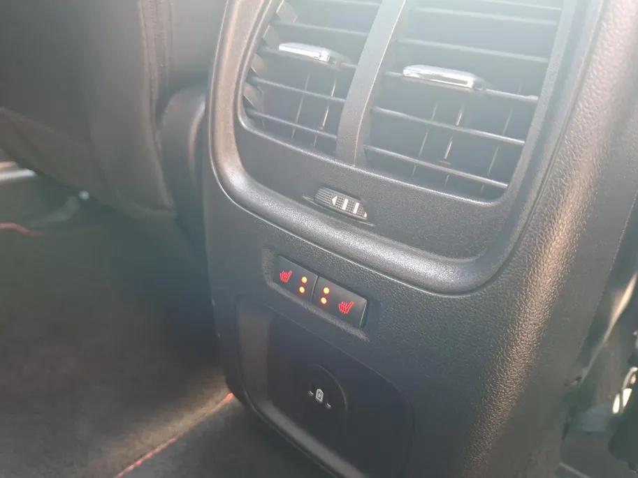 Ford Kuga 2.5 PHEV ST-Line X | Winterpack | Wegklapbare trekhaak | Kantel / schuifdak | 2100kg trekgewicht | Direct leverbaar!
