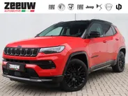 Jeep Compass 4xe 240 PK Hybrid S | Leder | Navi | Winter | Trekhaak | 19'